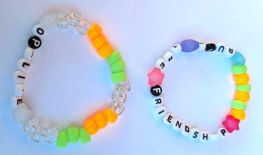 Taylor Swift Friendship Bracelet Life Of A Showgirl